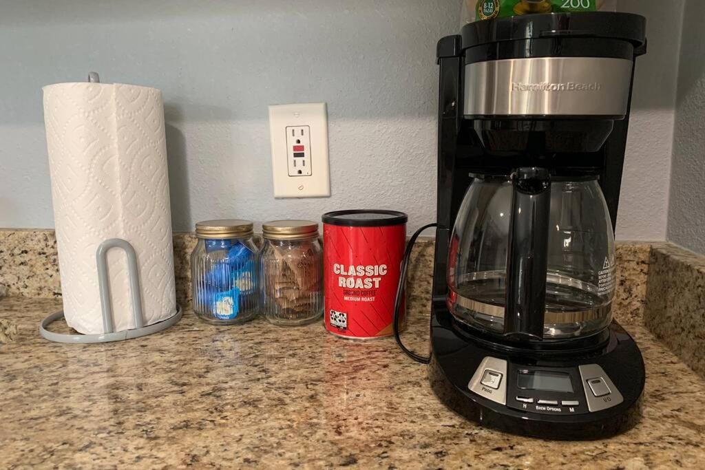 **Min Frm Dwntwn Fort Worth*Modern*Cozy*Townhome** Екстериор снимка